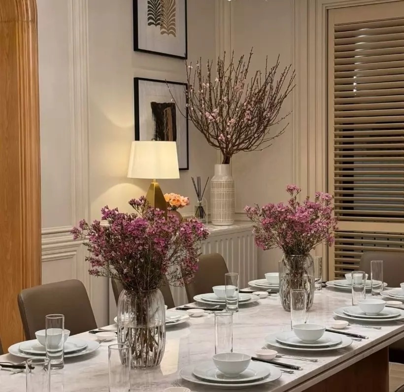 Nam ca sĩ Vbiz sống cô đơn trong căn biệt thự 30 tỷ, 36 tuổi có đủ tiền tài danh tiếng chỉ thiếu mỗi điều này- Ảnh 7.