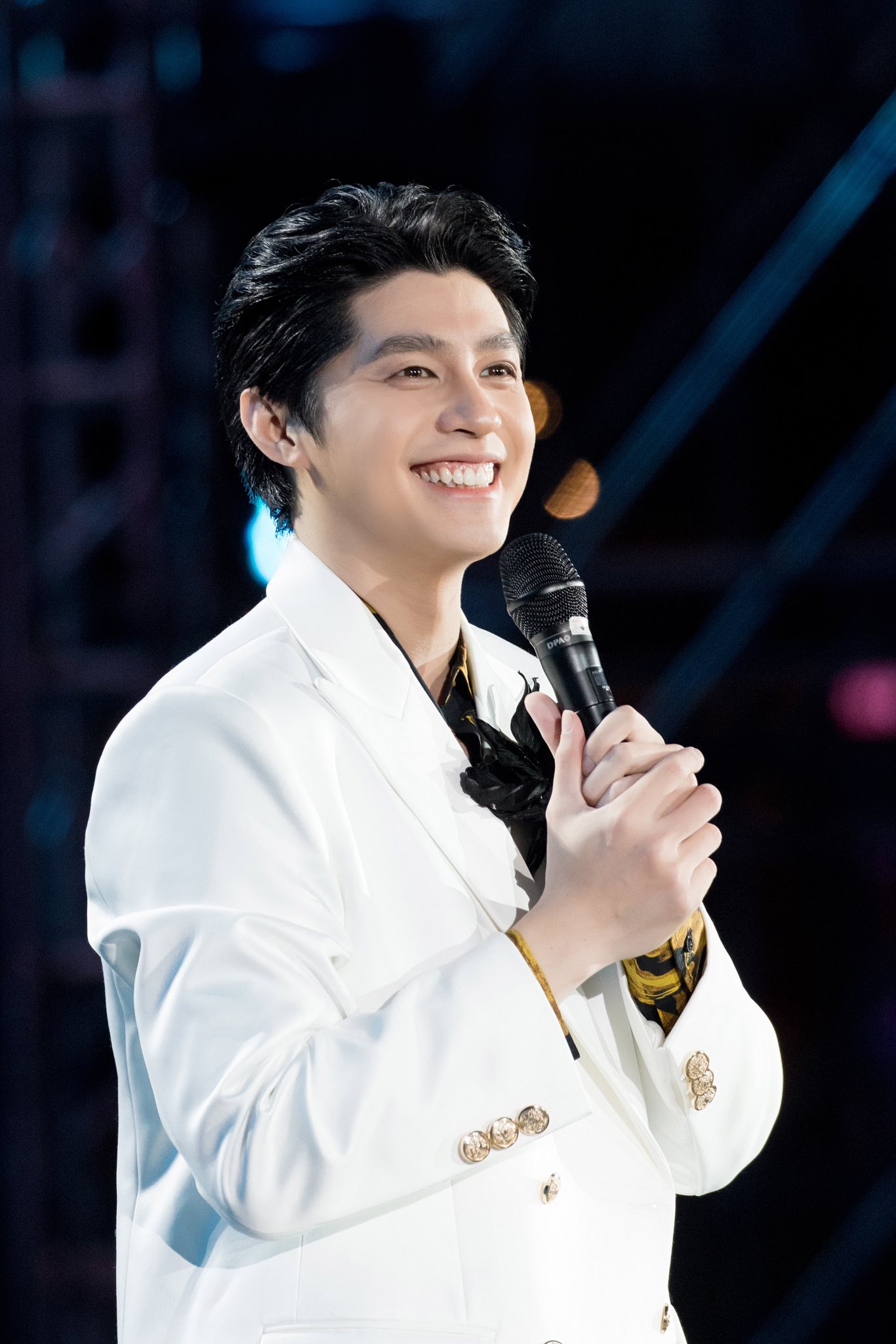 Nam ca sĩ Vbiz sống cô đơn trong căn biệt thự 30 tỷ, 36 tuổi có đủ tiền tài danh tiếng chỉ thiếu mỗi điều này- Ảnh 10.