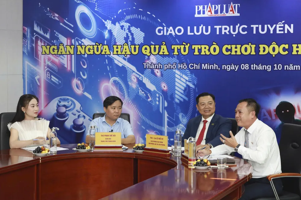 tro-choi-ao-giao-luu-truc-tuyen-gameonline (10).jpg