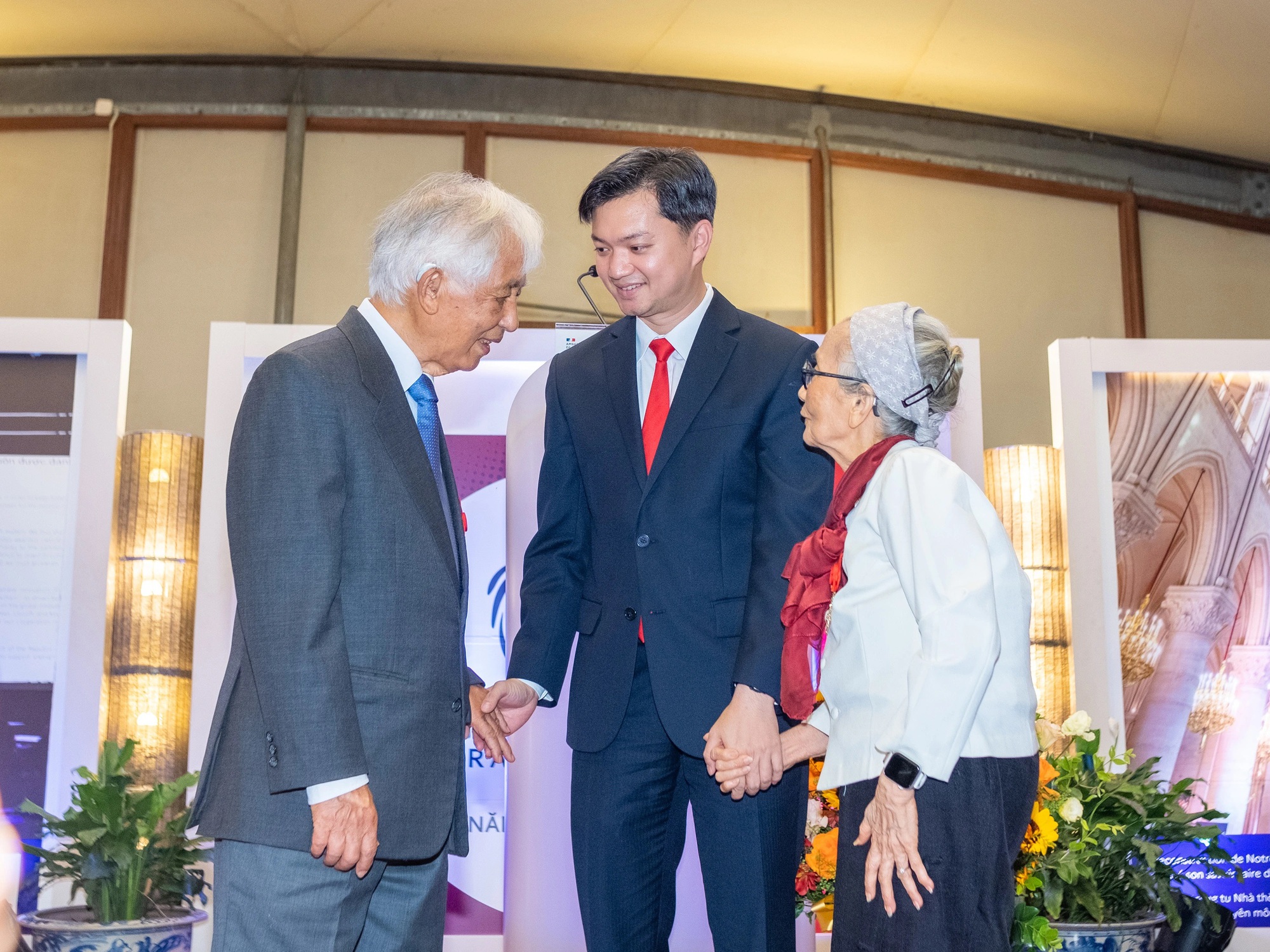 - Ảnh 3. - Ảnh 3.