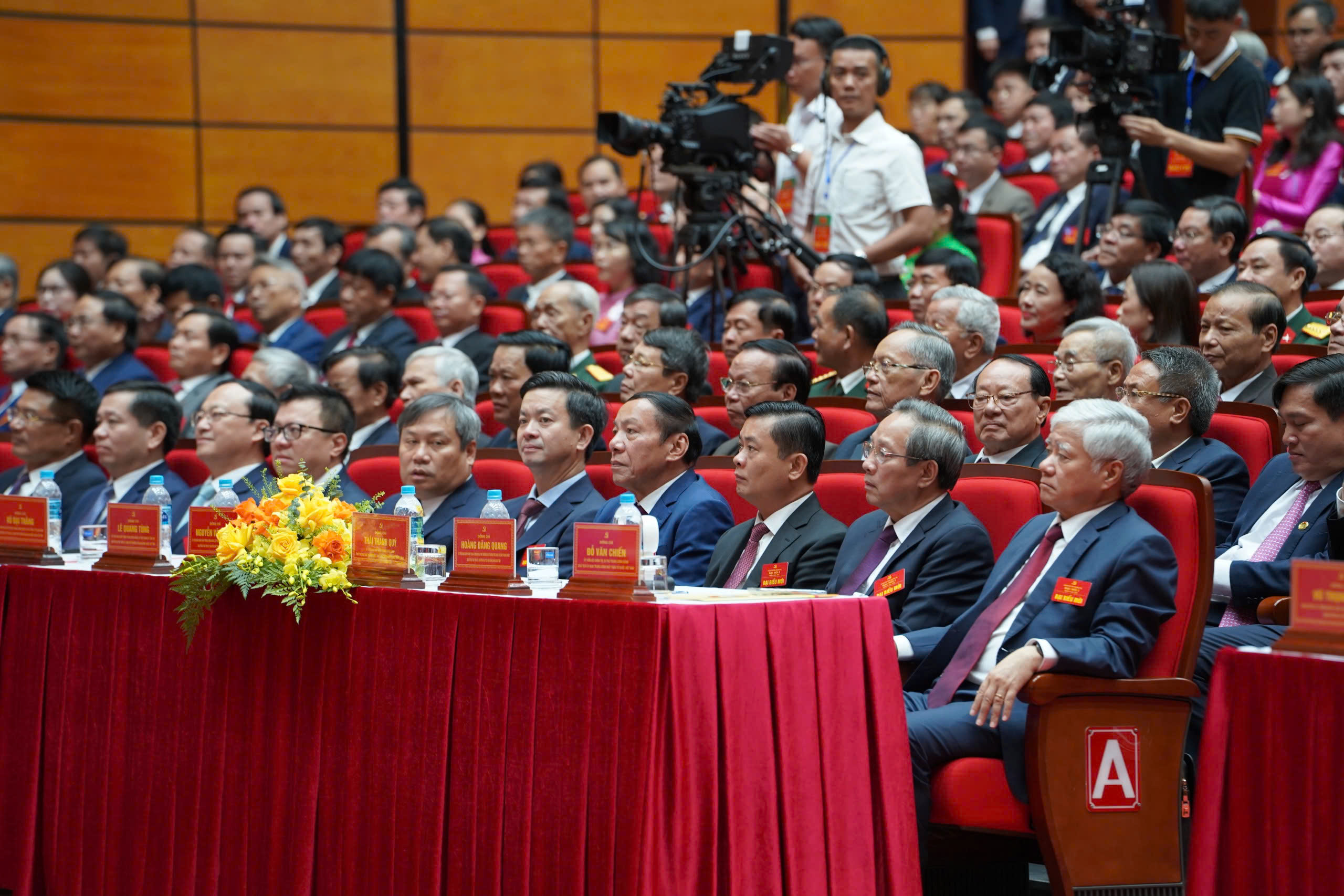 Quảng Trị phải đặt mục tiêu trở thành trung tâm năng lượng,logistics và du lịch đặc sắc- Ảnh 4. Quảng Trị phải đặt mục tiêu trở thành trung tâm năng lượng,logistics và du lịch đặc sắc- Ảnh 4.