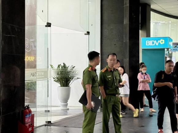 Shark Bình, doanh nhân Nguyễn Hòa Bình, chồng diễn viên Phương Oanh