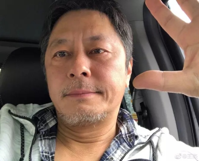 Từ giã showbiz, Vương Kiệt chọn cuộc sống bên gia đình.