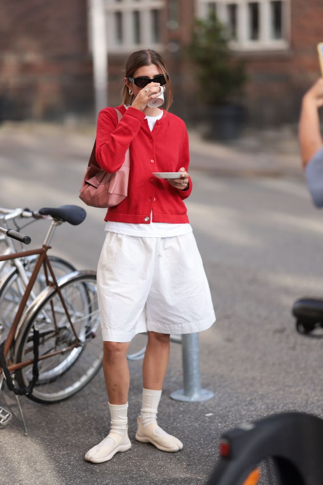 1760181344 90 10 kieu ao len hot nhat Thu Dong 2025 de