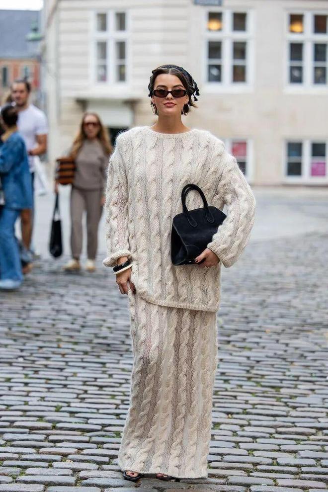 1760181346 35 10 kieu ao len hot nhat Thu Dong 2025 de