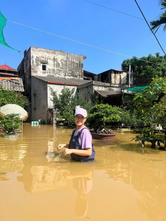 Sao Việt 11/10, tin sao việt mới nhất