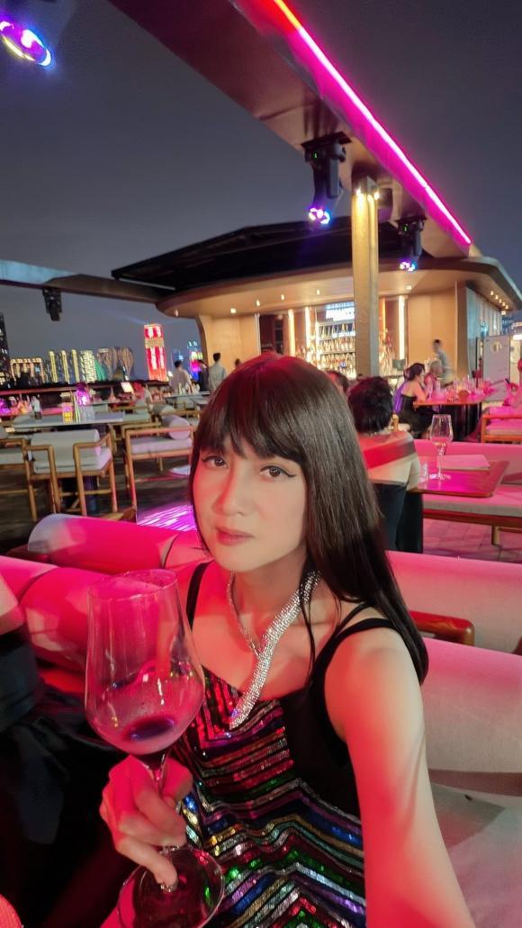 Sao Việt 11/10, tin sao việt mới nhất