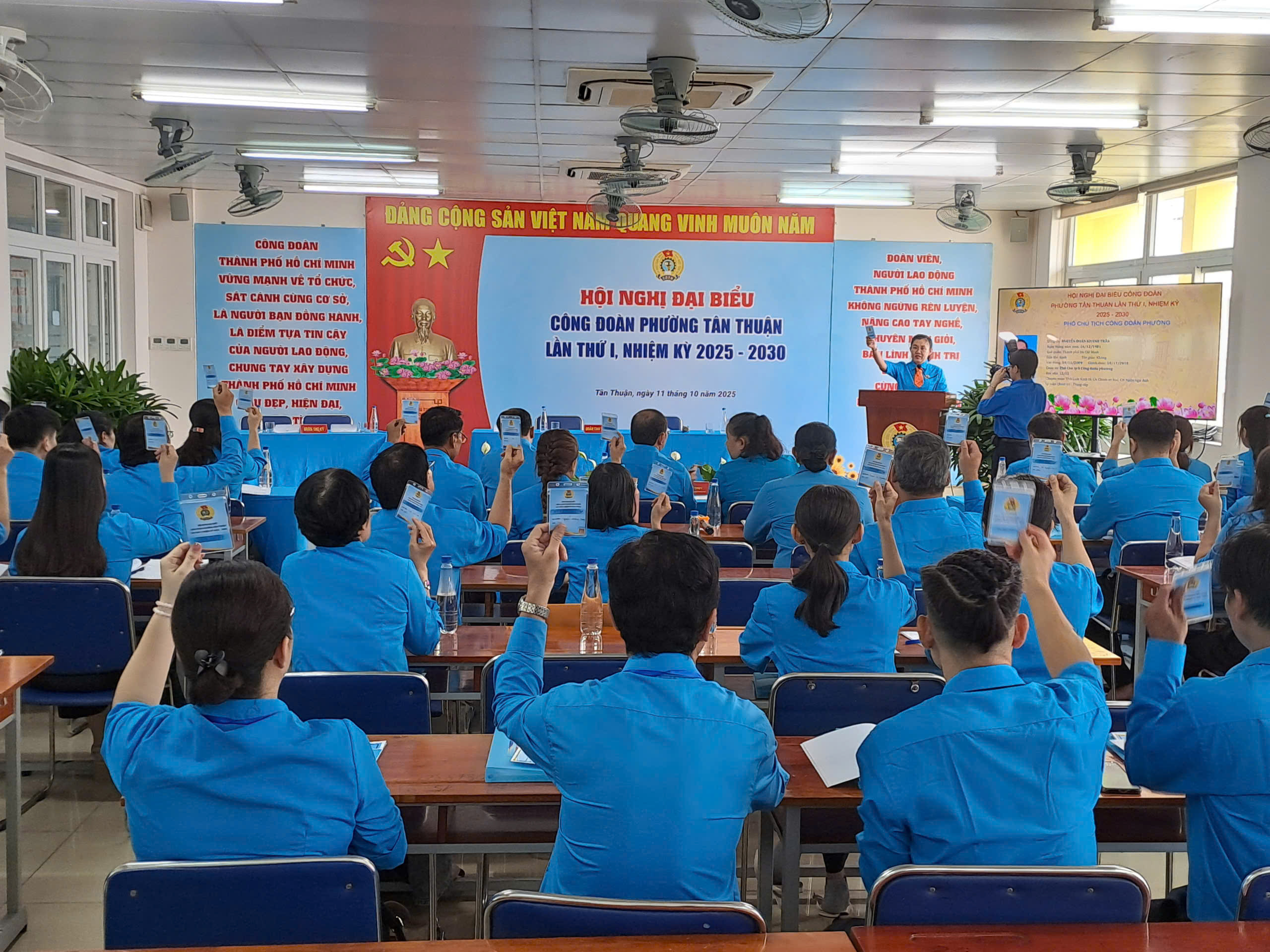 Ông Nguyễn Văn Phương được chỉ định giữ chức Chủ tịch Công đoàn phường Tân Thuận - Ảnh 7.