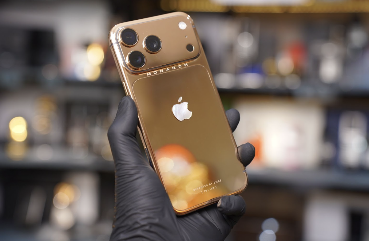 Cận cảnh iPhone 17 Pro Max mạ vàng đầu tiên thế giới của nhà chế tác Việt  - Ảnh 2.