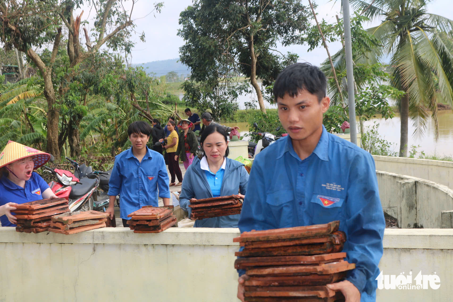 mái nhà - Ảnh 2.