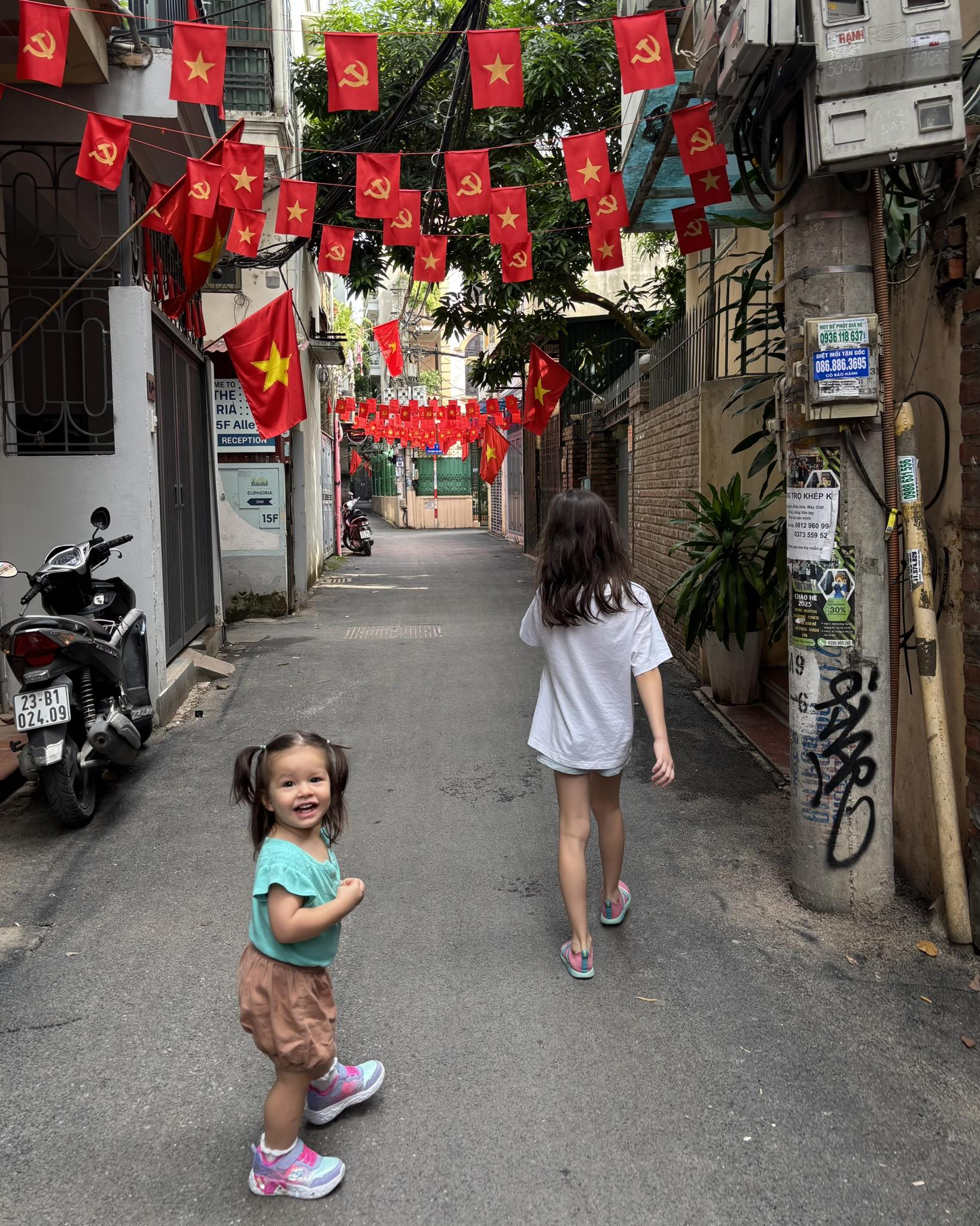 Lan Phương lên tiếng trước nghi vấn ngăn cản chồng cũ đến thăm con - Ảnh 3. Lan Phương lên tiếng trước nghi vấn ngăn cản chồng cũ đến thăm con - Ảnh 3.