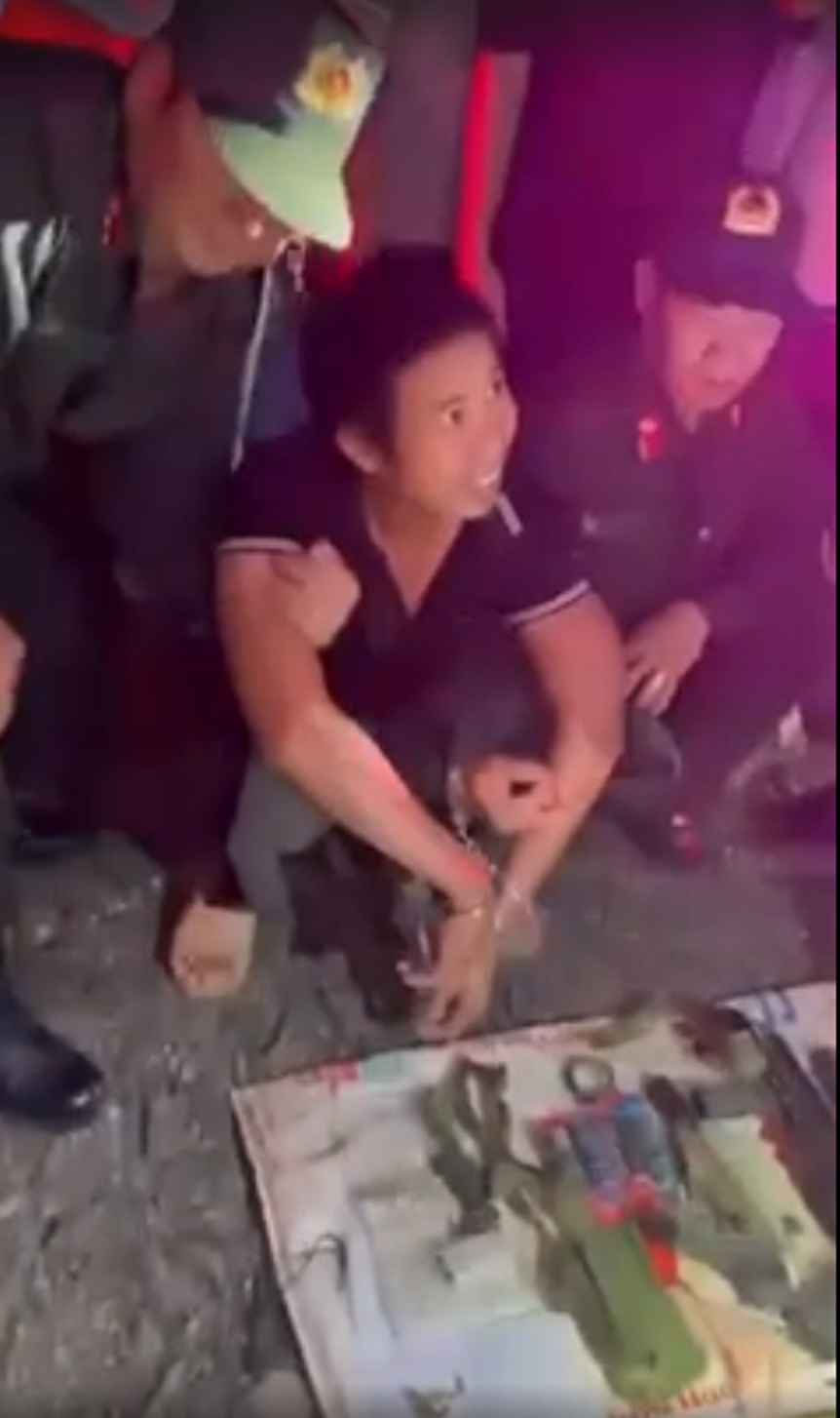 Lạnh người trước nụ cười của nghi phạm vụ thảm án 3 người chết ở Đồng Nai 2 Thảm án 3 người ở Đồng Nai: Những liên quan tội lỗi! - Ảnh 2.