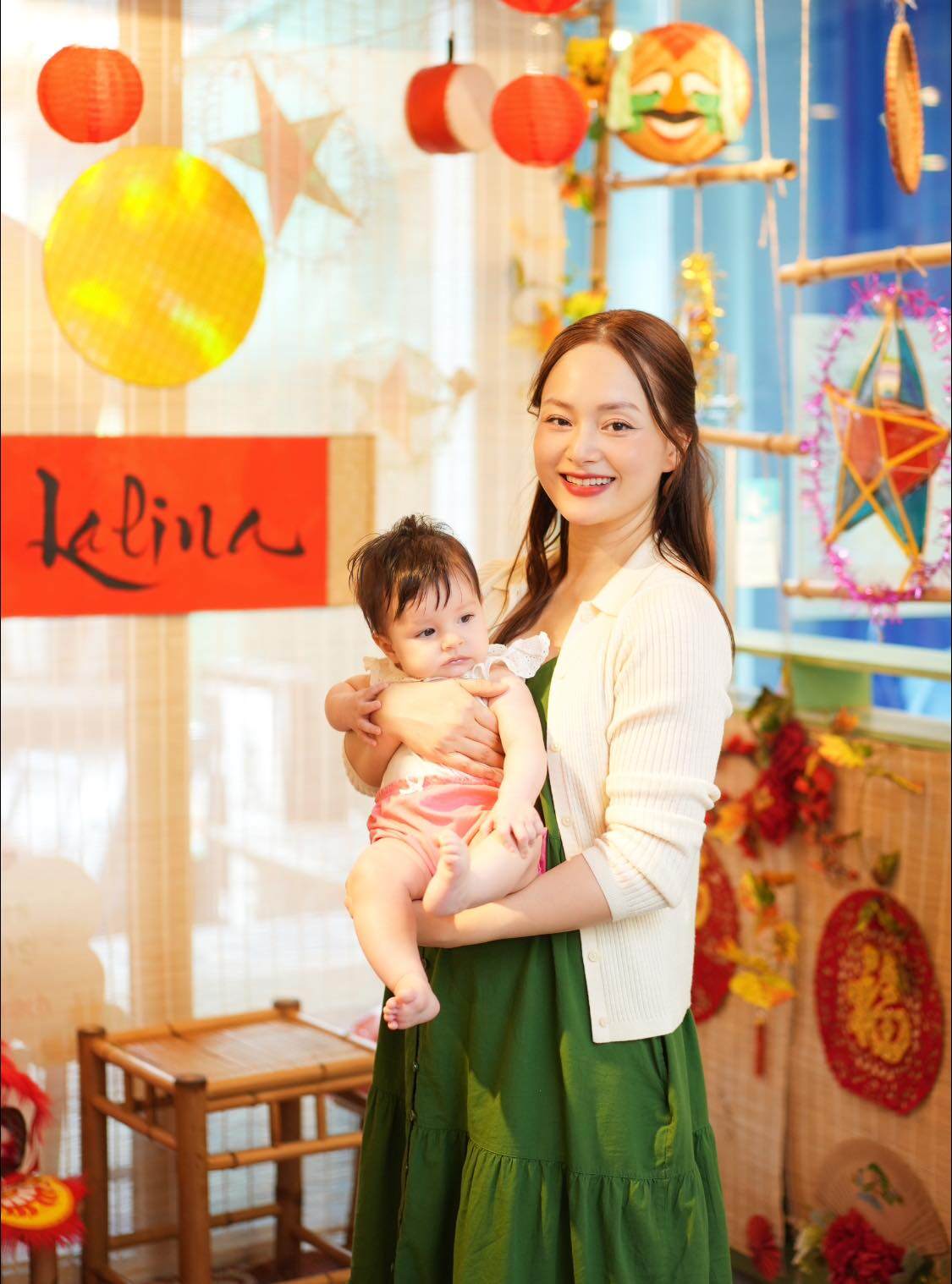 Nữ diễn viên tự tin nuôi nấng tốt 2 con mà không cần chồng cũ chu cấp.