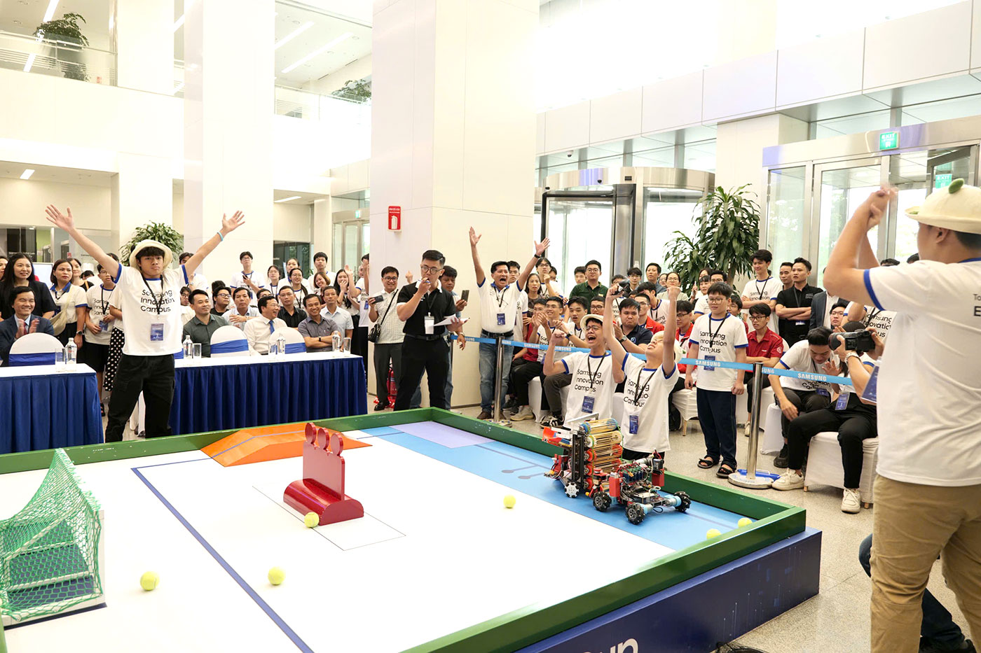Samsung Việt Nam tổng kết Dự án phát triển Nhân tài Công nghệ samsung innovation campus 2024-2025- Ảnh 4.