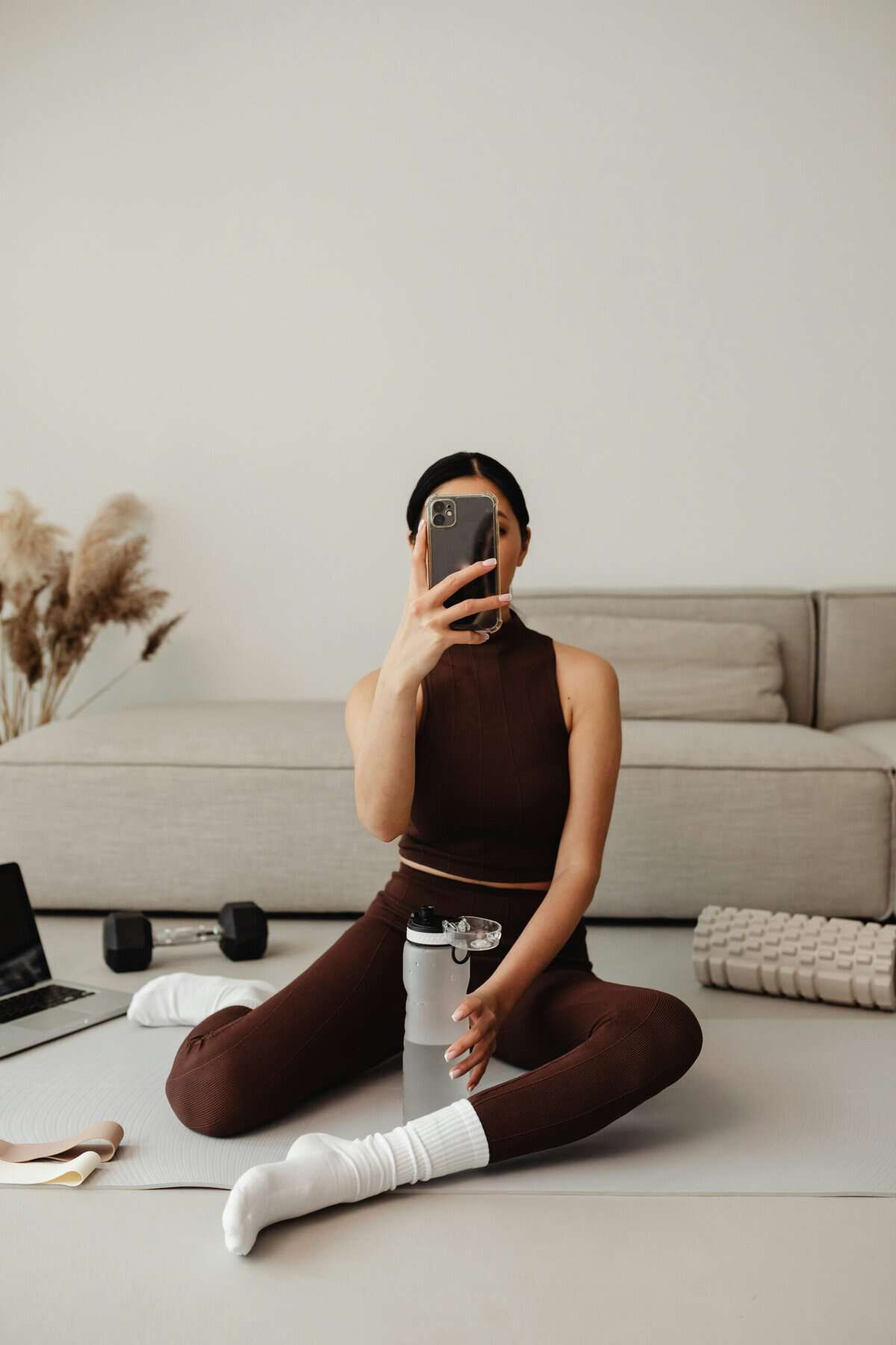 Tập yoga sau phẫu thuật thẩm mỹ: Nên tập sau bao lâu? - Ảnh 3. Tập yoga sau phẫu thuật thẩm mỹ: Nên tập sau bao lâu? - Ảnh 3.