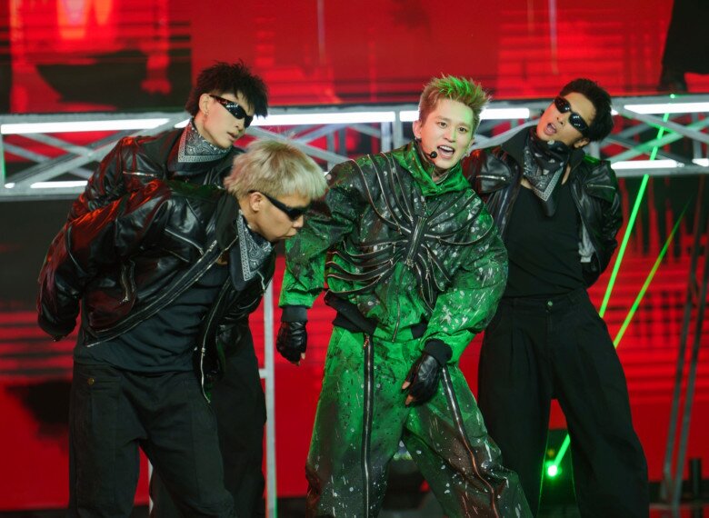 Đội B Ray khép lại lượt thi đấu đầu tiên ở Live Stage 2.