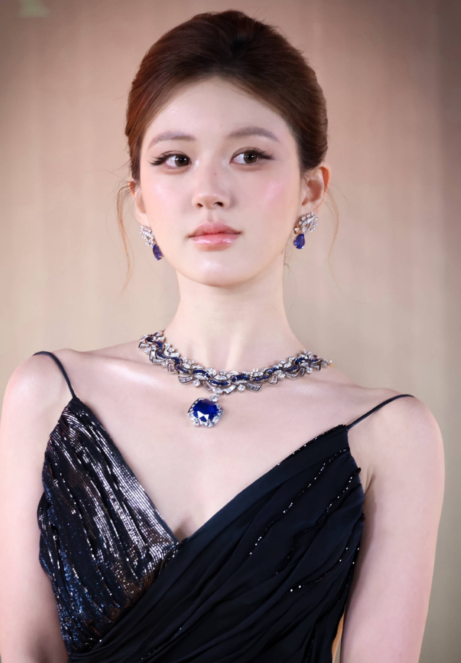 Muôn kiểu phủ nhận “dao kéo” của mỹ nhân Cbiz: Dương Mịch nhổ răng, Triệu Lộ Tư giảm cân- Ảnh 6.