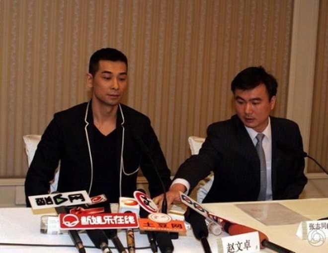 1 Anh Trai Vượt Ngàn Chông Gai tố đàn anh giở thủ đoạn chèn ép, chơi bẩn đến 1 Anh Trai Vượt Ngàn Chông Gai tố đàn anh giở thủ đoạn chèn ép, chơi bẩn đến