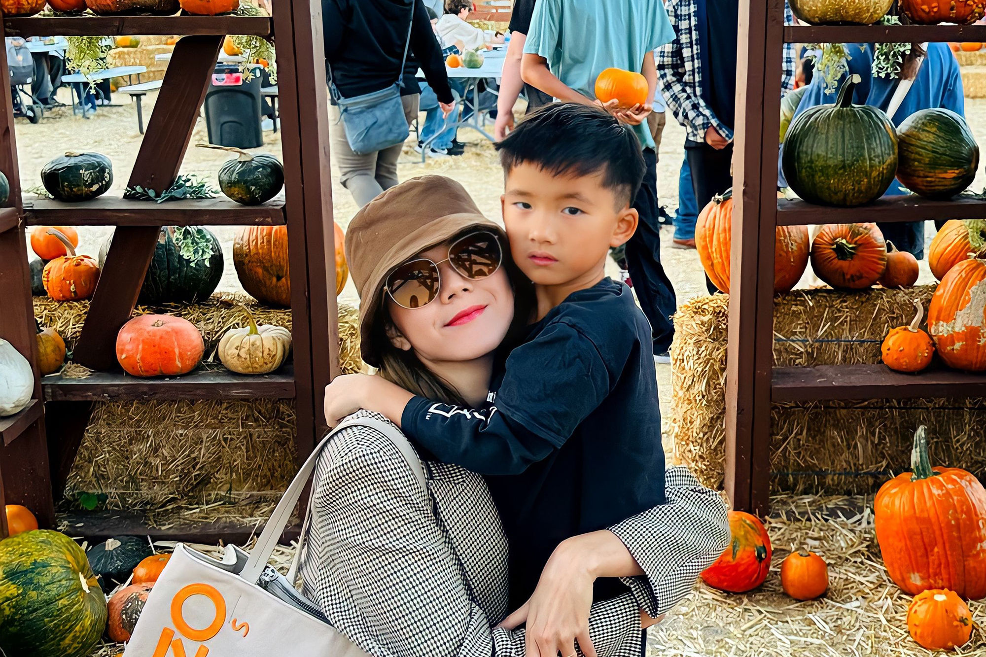 Người mẫu Vbiz sang Mỹ định cư, yêu chồng cũ 1 tuần thì cưới, tình cảnh bây giờ thật bất ngờ- Ảnh 9.