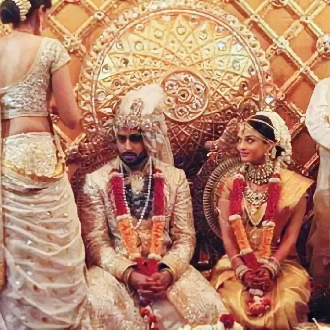 1760310873 34 My nhan dep nhat the gioi Aishwarya Rai phai cui