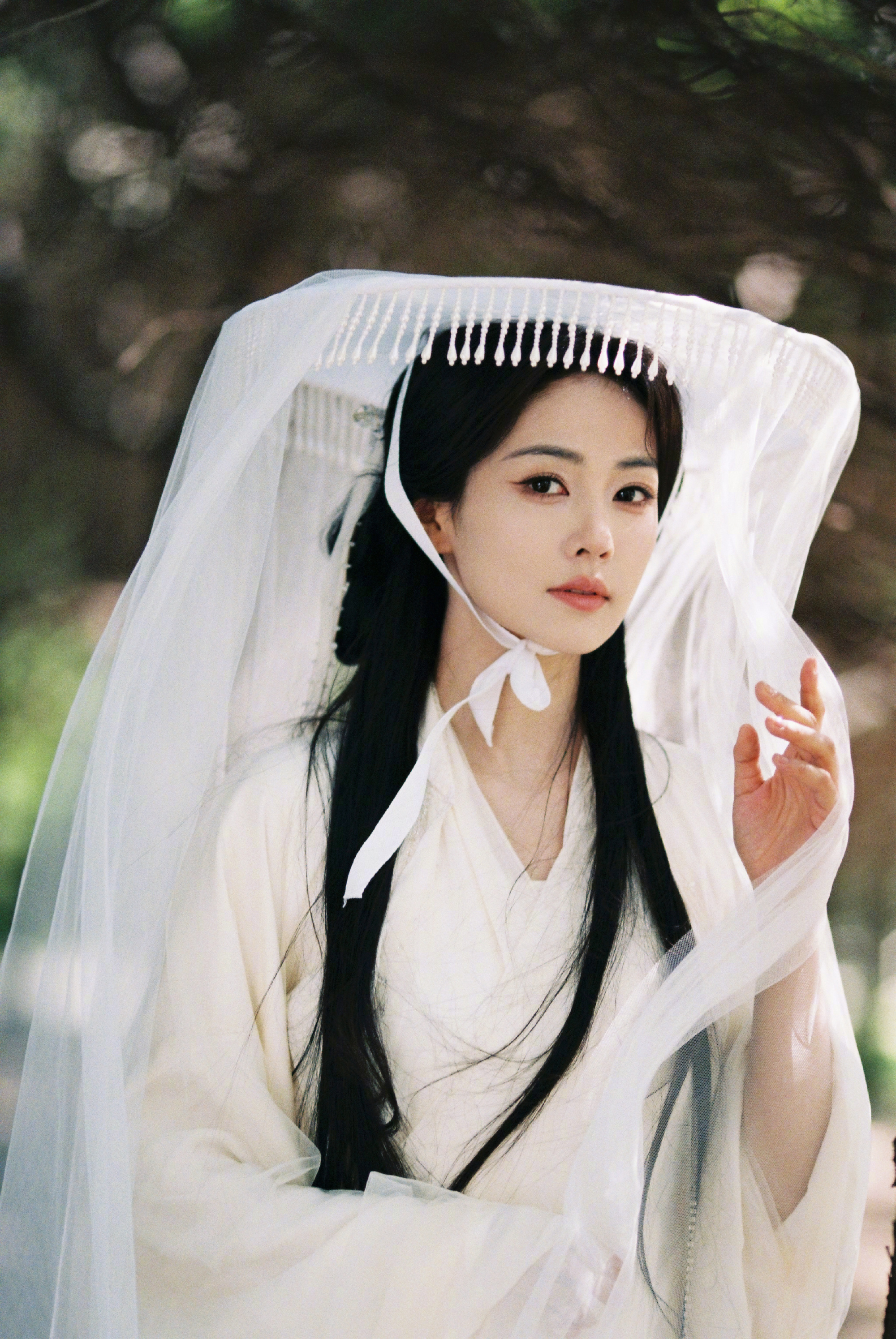 1760311530 565 My nu dep nhat Trung Quoc Bach Loc gap nguy