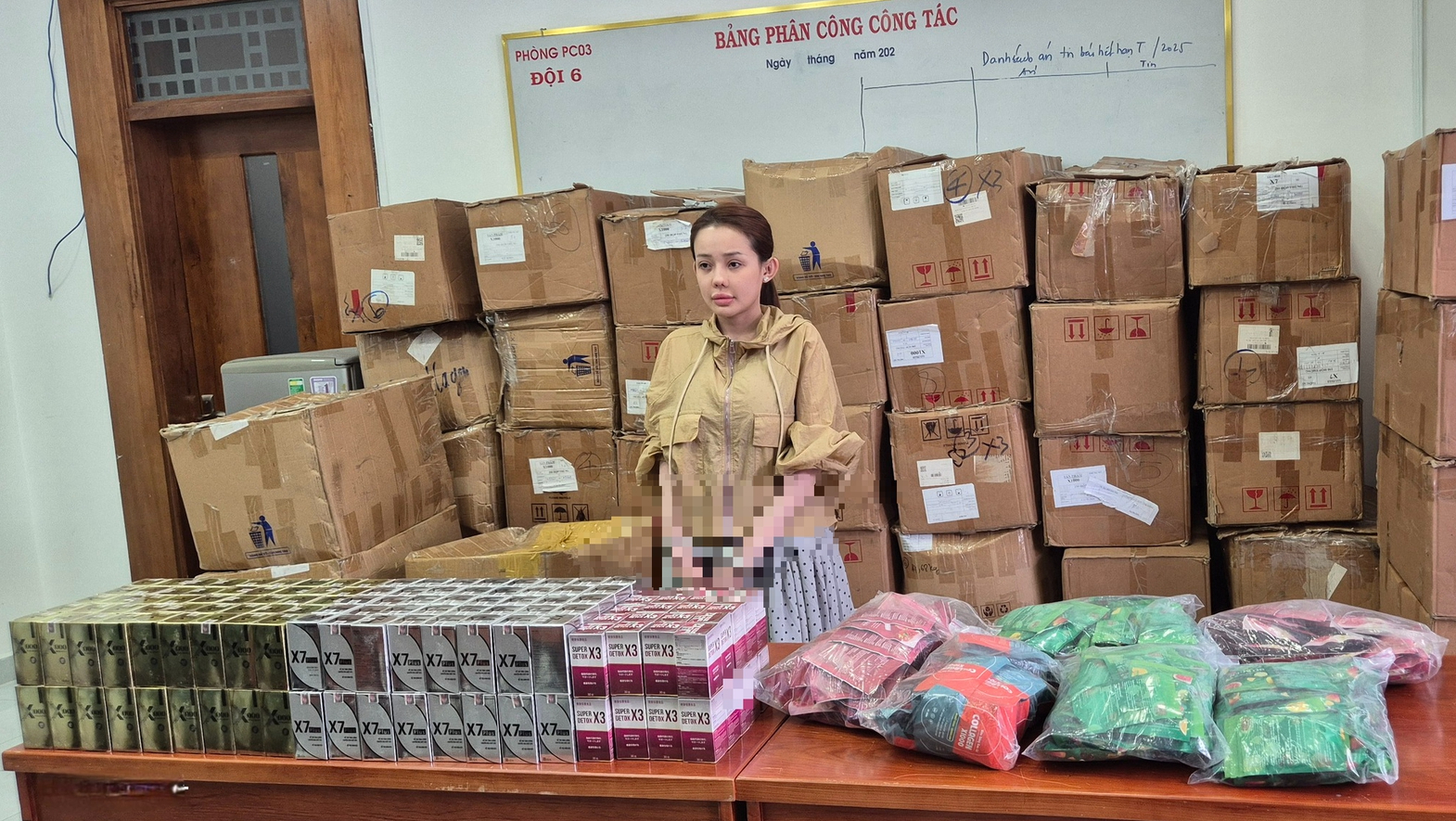 Khởi tố, bắt tạm giam DJ Ngân 98 - Ảnh 2.