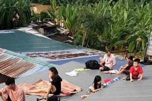 Toàn cảnh trận lũ phía Bắc: Nước đã về sông nhưng cuộc sống thì...