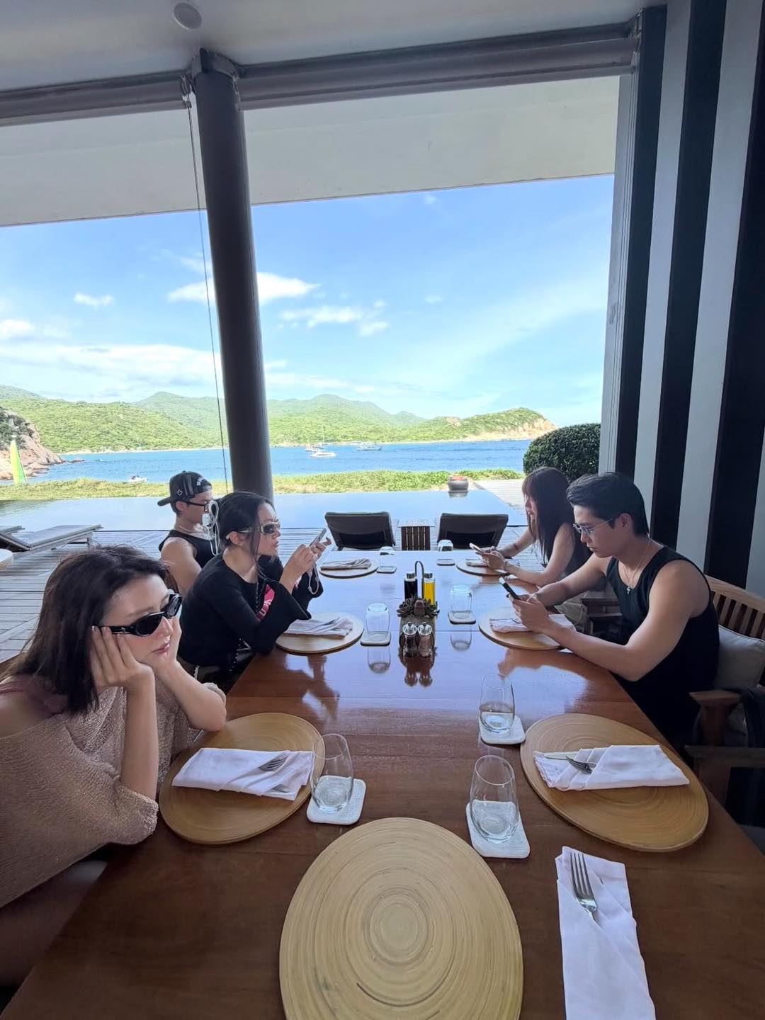 Bích Phương thẳng thắn về mối quan hệ với Tăng Duy Tân: 