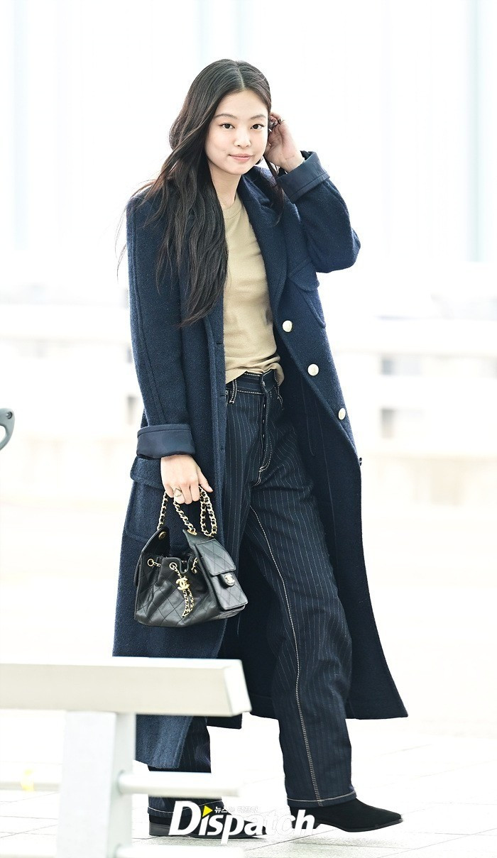 Cảnh tượng hỗn loạn ở sân bay- Ảnh 4.