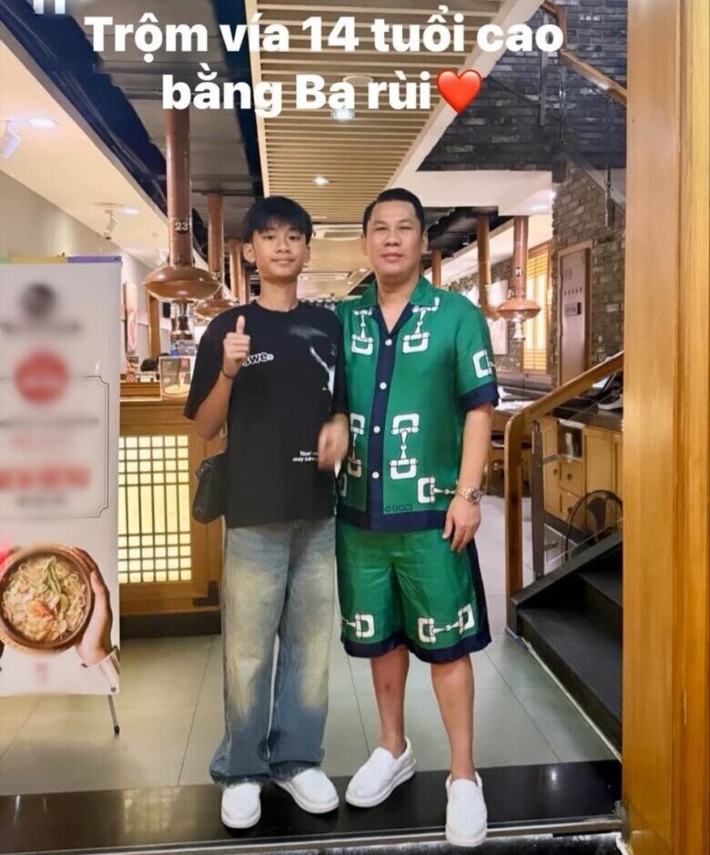 Đại gia Đức Huy tự hào vì quý tử cao bằng bố.