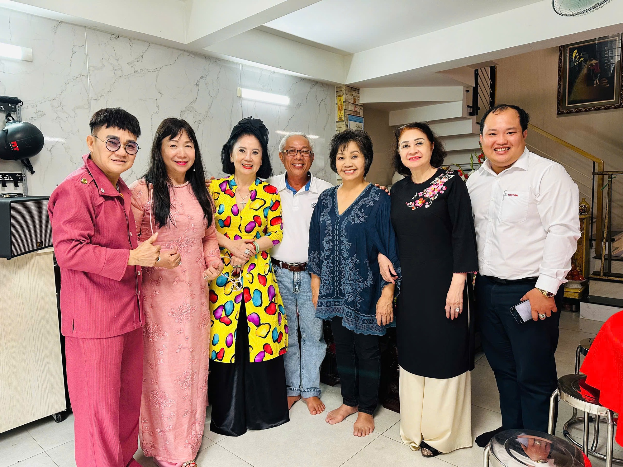 Nữ nghệ sĩ sống 1 mình trong căn nhà to ở trung tâm TP.HCM, con cắt đứt liên lạc dù ở cùng thành phố- Ảnh 2.