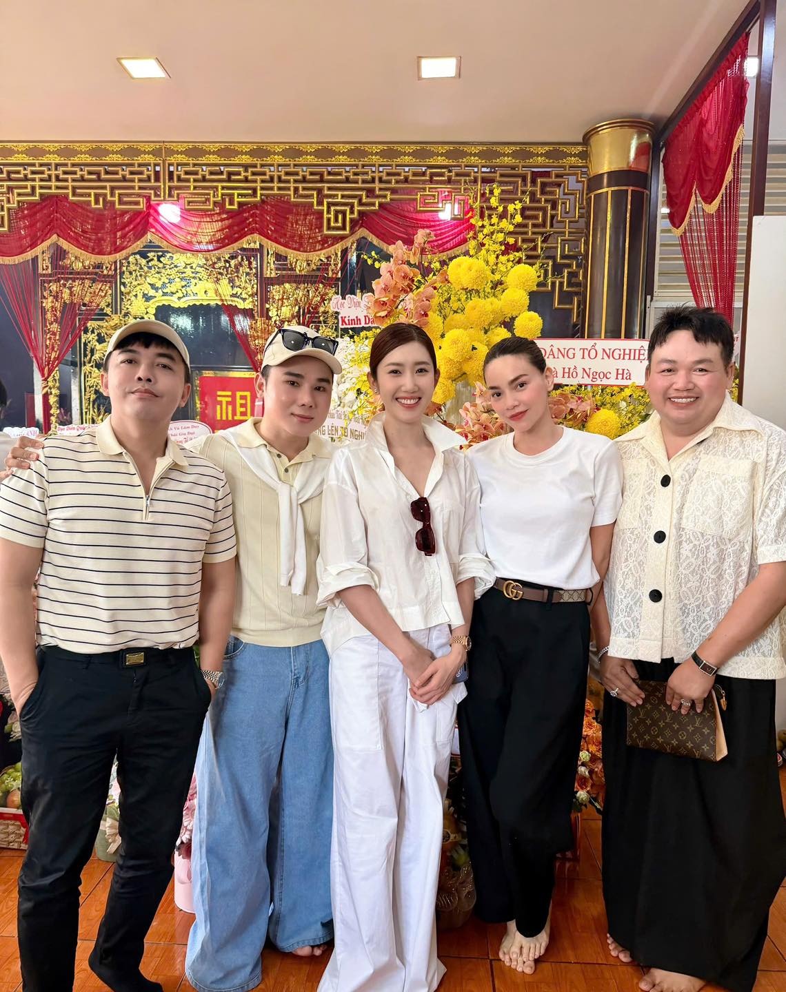 Thêm chi tiết chứng tỏ cặp đôi Vbiz có 