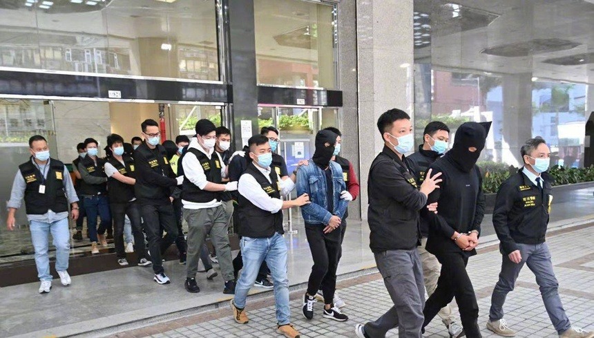 1760421841 341 Nu dien vien An Di Hien khoc ngat xiu khi