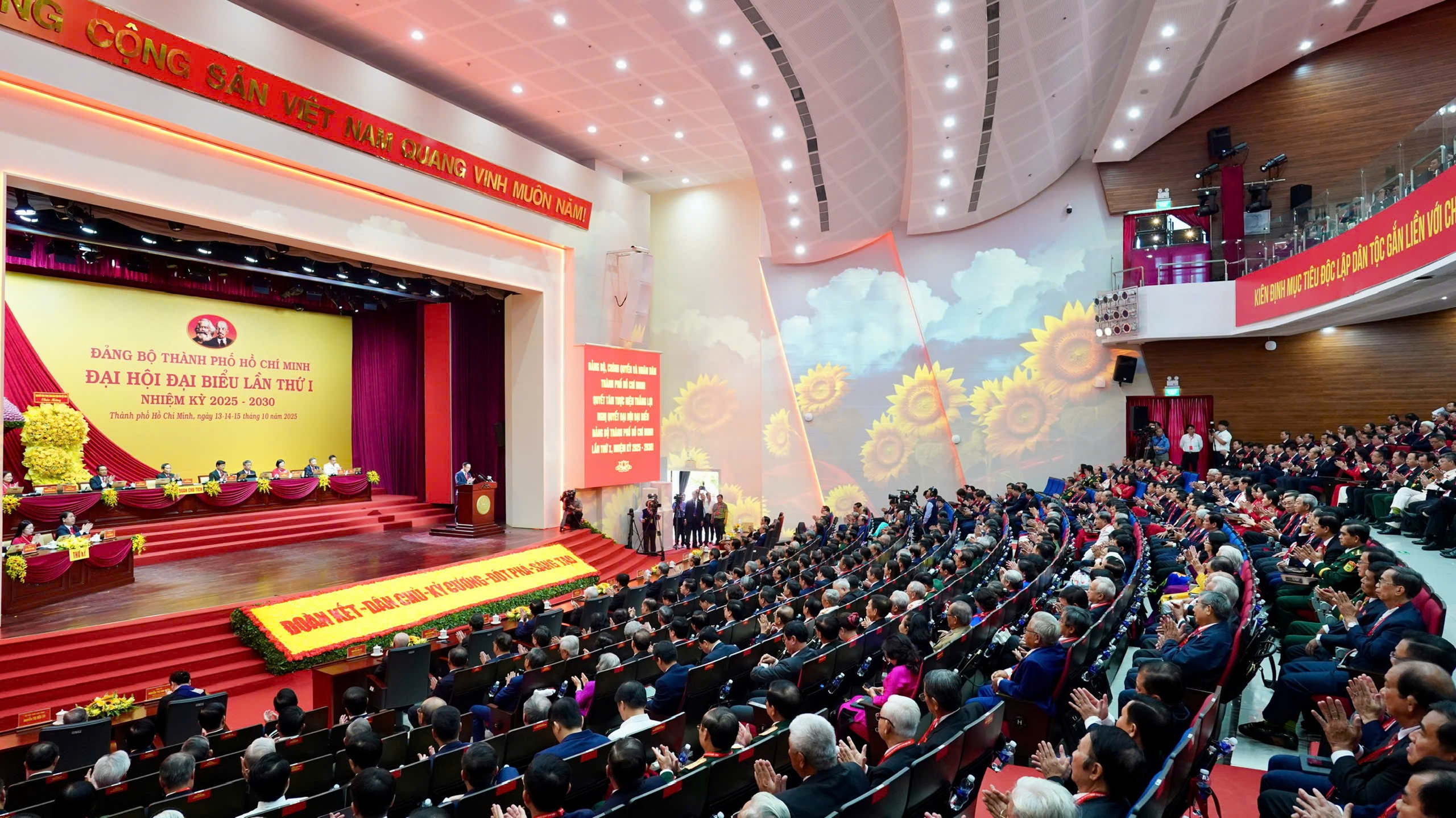 Tổng Bí thư: 'Chậm quy hoạch ngày nào, TP.HCM mất cơ hội phát triển ngày đó'- Ảnh 4.