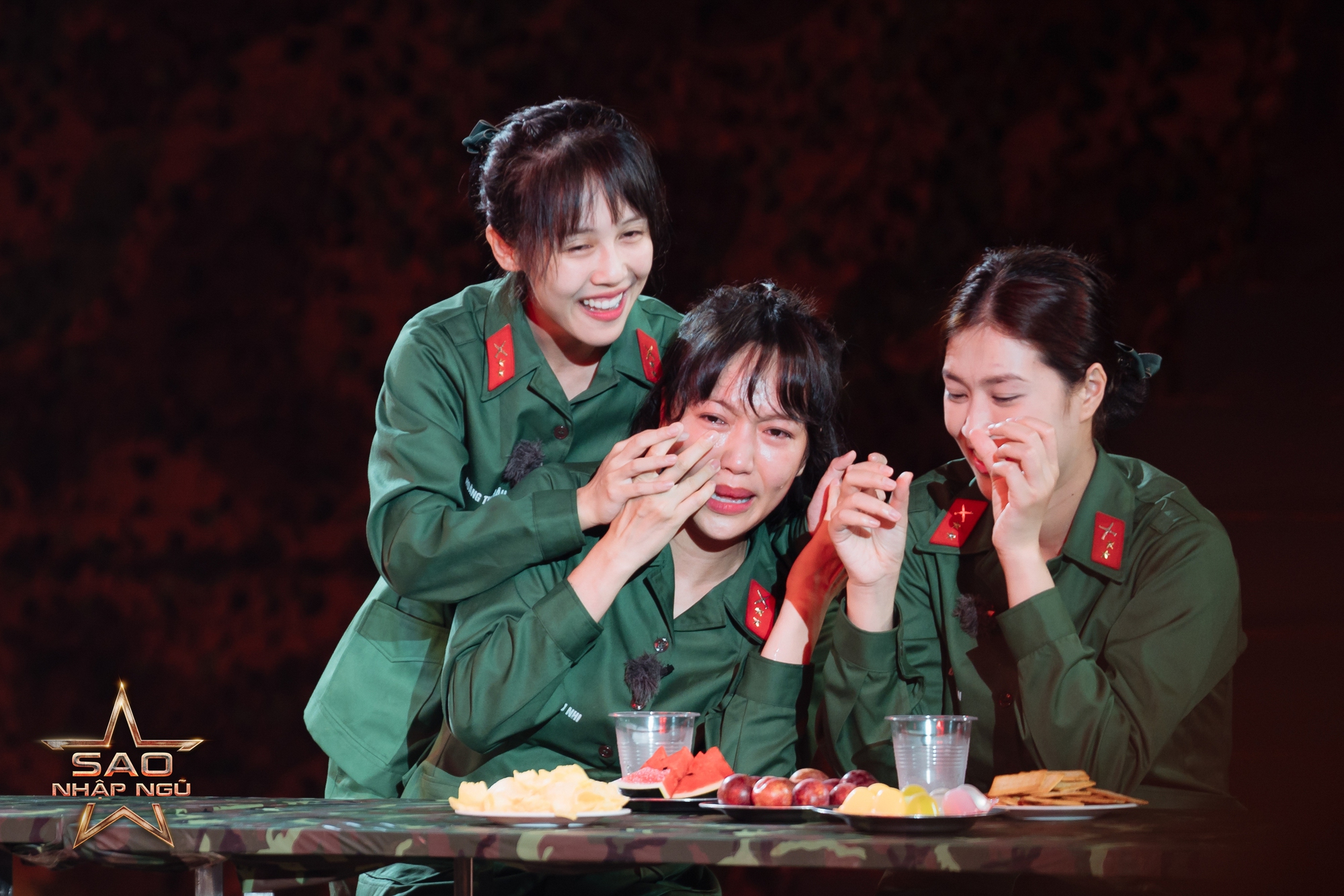 Tập 9 Sao Nhập Ngũ: Mũi trưởng Long nhắn nhủ tình cảm tới Hậu Hoàng, Diệu Nhi bất ngờ khóc nức nở- Ảnh 4.