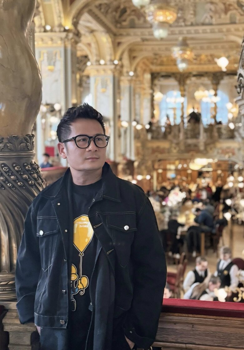 Sao Việt 24h: Nhật Kim Anh khoe ảnh 2 con, ái nữ lai được nhận xét nhìn amp;#34;lớn tuổiamp;#34; hơn anh trai chung nửa huyết thống - 11