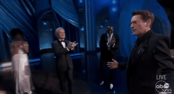 1760443797 321 Chi minh Rose BLACKPINK bi cat khoi anh