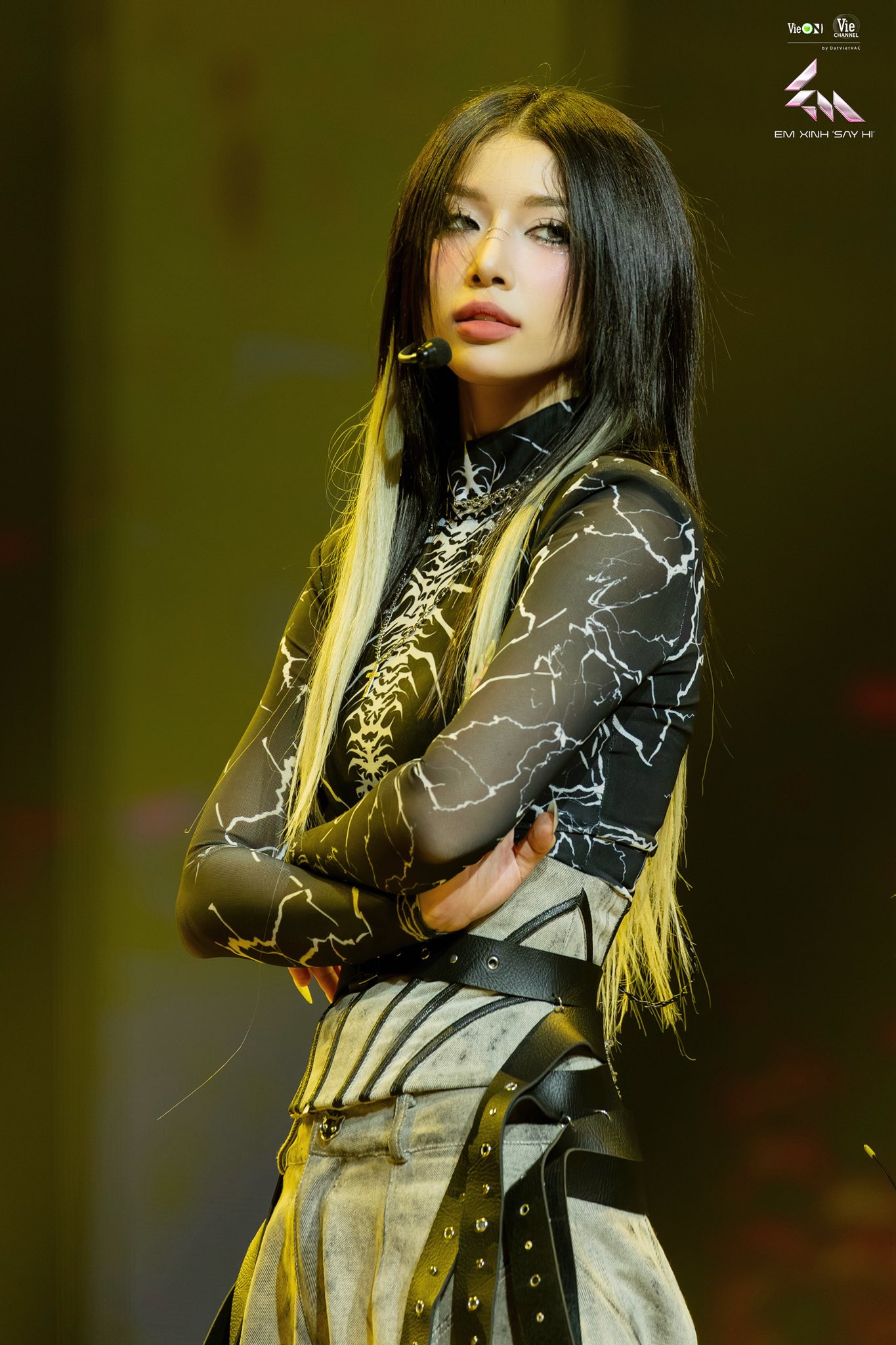 HIEUTHUHAI tụt dốc!- Ảnh 2.