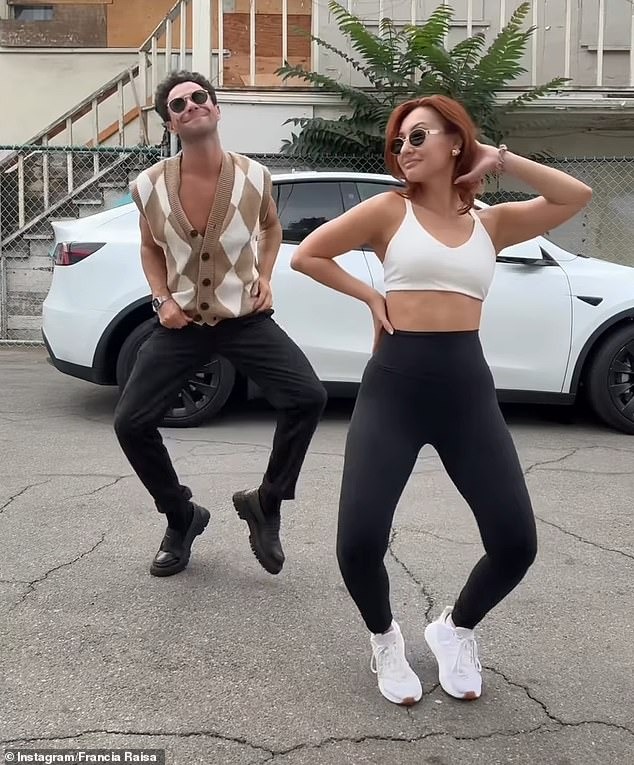 Selena Gomez bị chỉ trích 