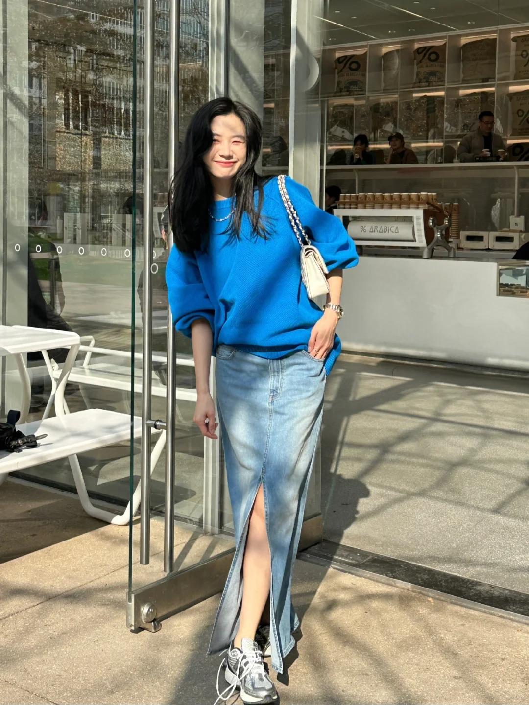 Chiếc váy “hack tuổi” hot nhất 2025, giúp nàng U30–U40 mặc là trẻ, càng mix càng sang - Ảnh 9.