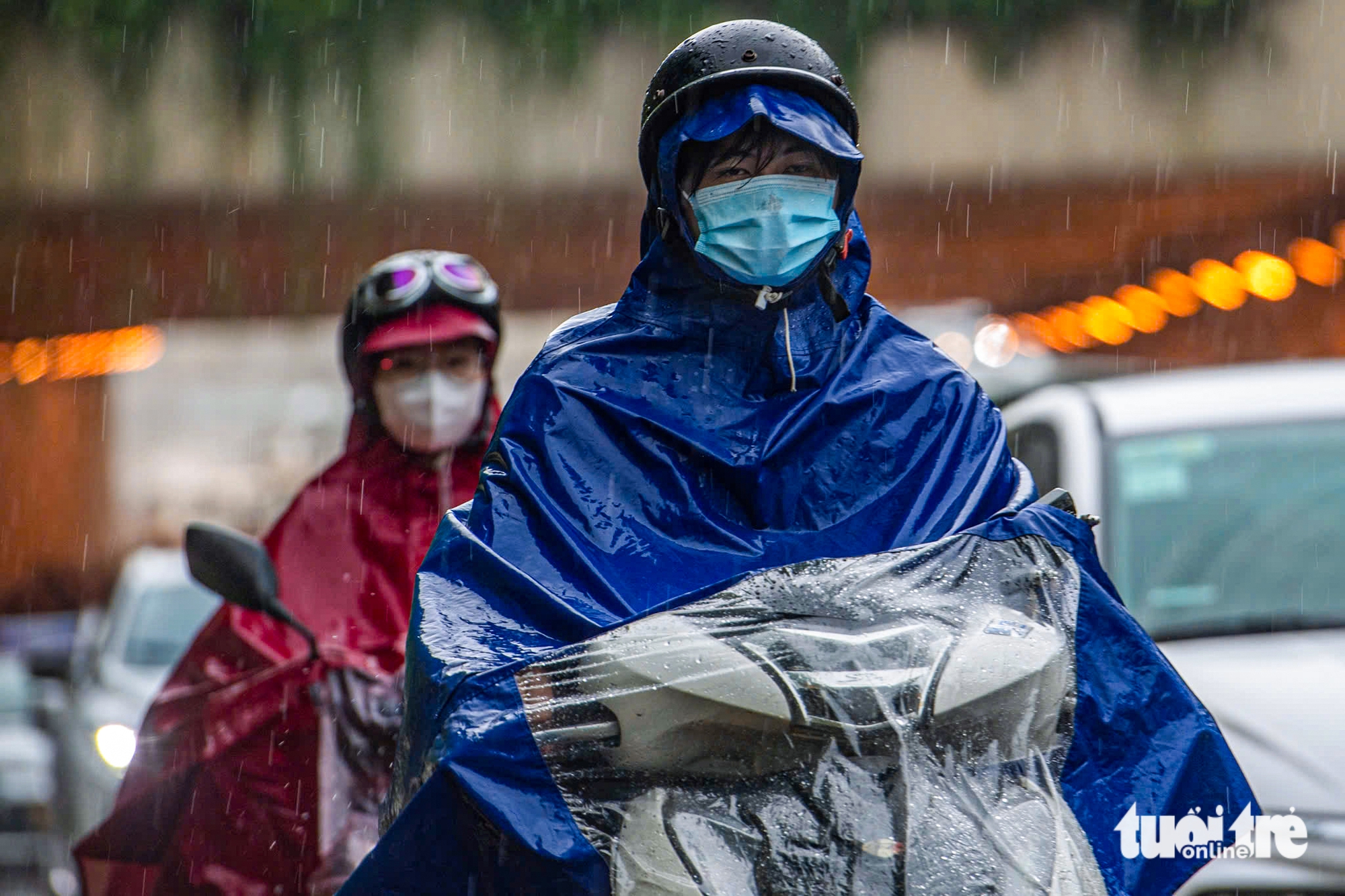 trời mưa - Ảnh 2.