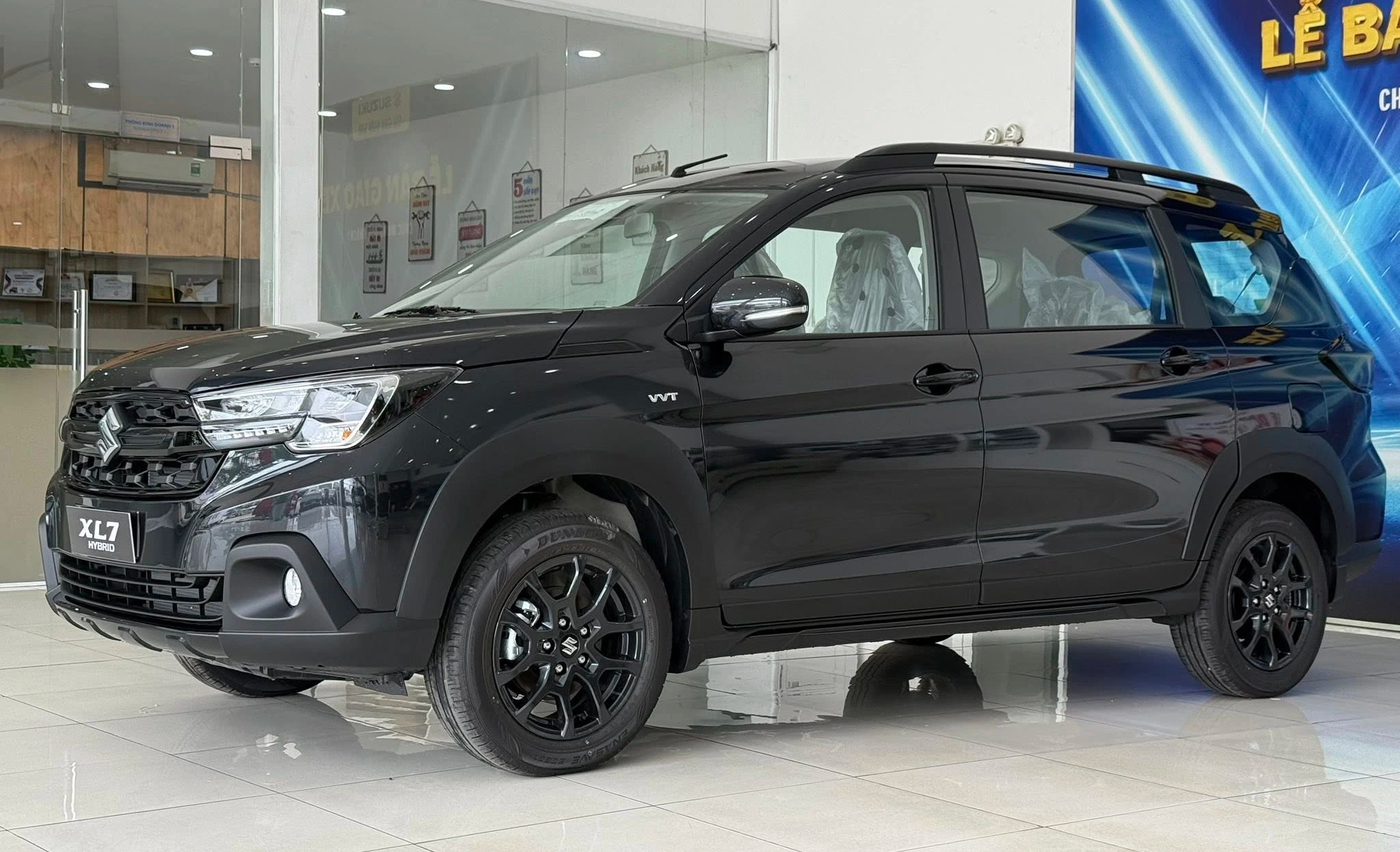 Xe MPV dưới 700 triệu tại Việt Nam ồ ạt giảm giá bán - Ảnh 2.