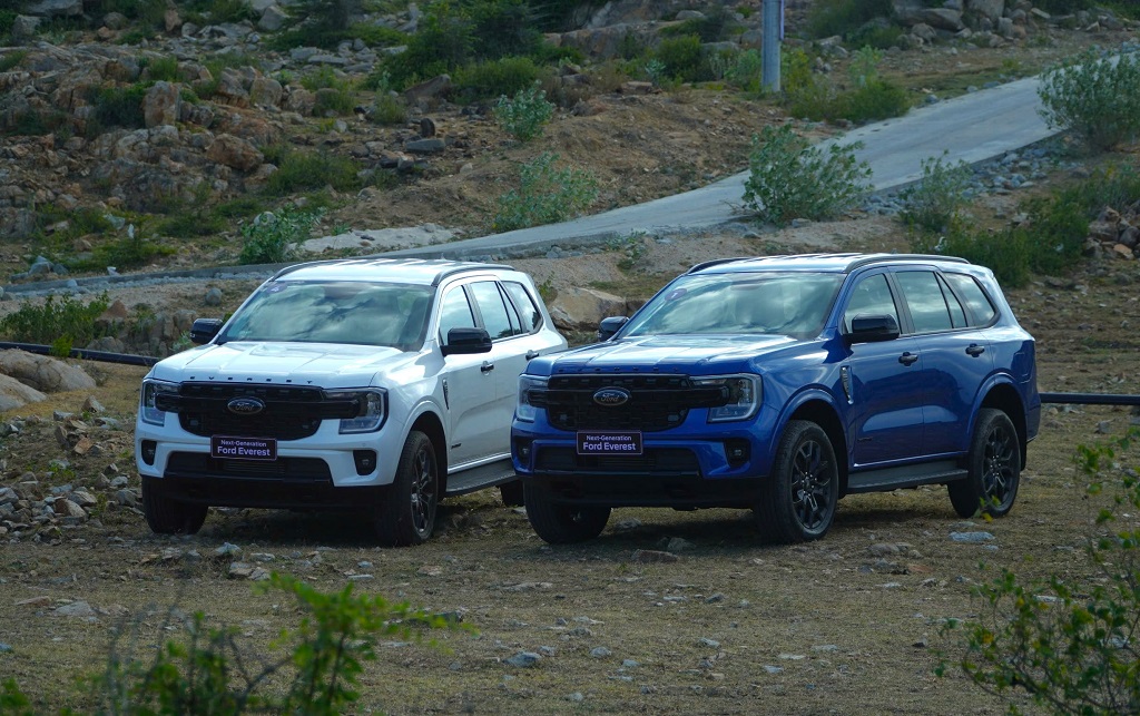 SUV 7 chỗ: Isuzu mu-X chưa làm nên chuyện, Ford Everest vẫn ‘một mình một chợ’ - Ảnh 2.