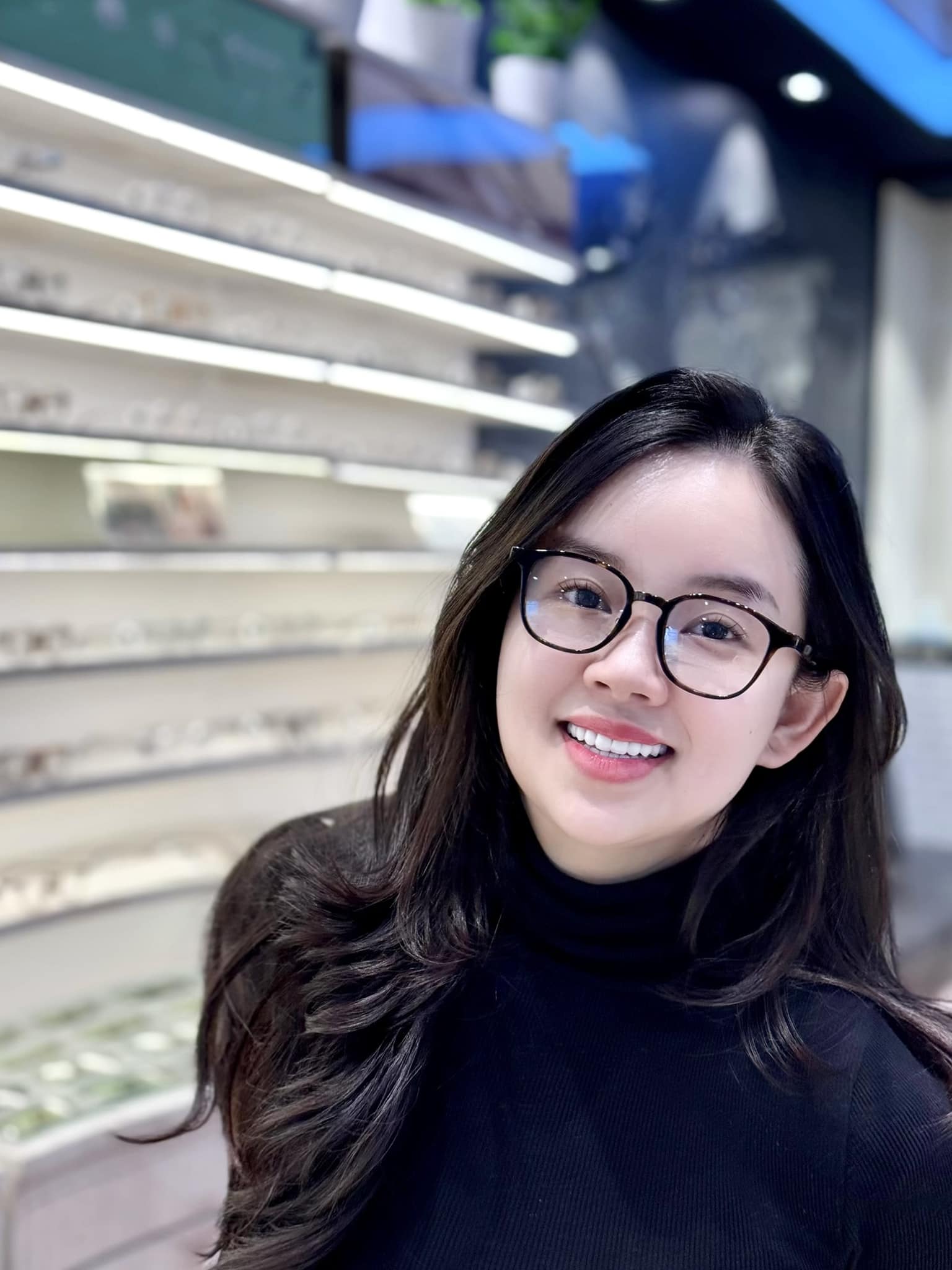 Cùng cảnh phụ nữ, tôi thấy Ly Kute cần được quyền “người cũ rồi không nên bị nhắc tên” - Ảnh 2.