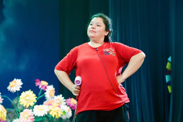 Tuyền Mập từng tự tin và bị bạo lực học đường do ngoại hình quá cỡ.