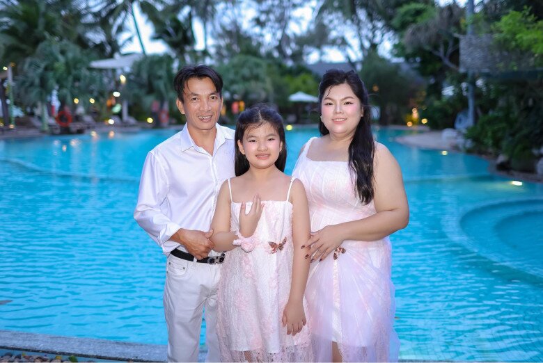 Gia đình hạnh phúc của diễn viên Tuyền Mập.