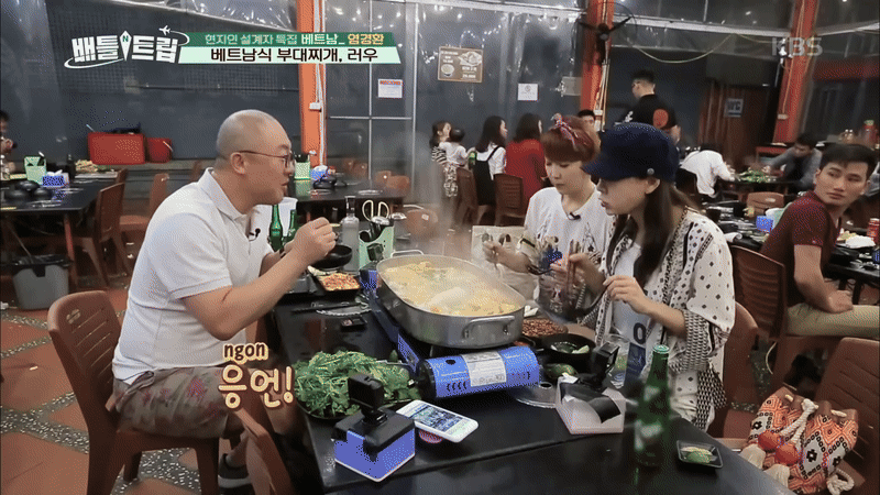 Món bán đầy vỉa hè Việt lên đài Hàn Quốc, một suất 3-4 người ăn, du khách nhận xét: 