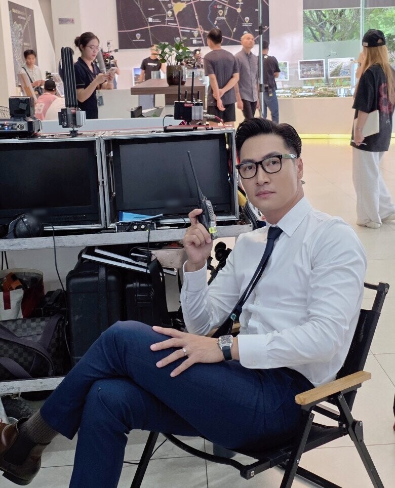 Sao Việt 24h: Lan Phương nói rõ lý do thường xuyên chia sẻ chuyện ly hôn chồng Tây khi được khuyên nên âm thầm giải quyết - 10