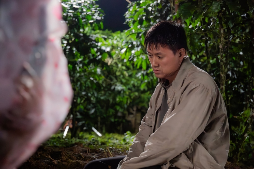 1760537339 815 Quach Ngoc Tuyen lan dau moi Lam Vy Da dong