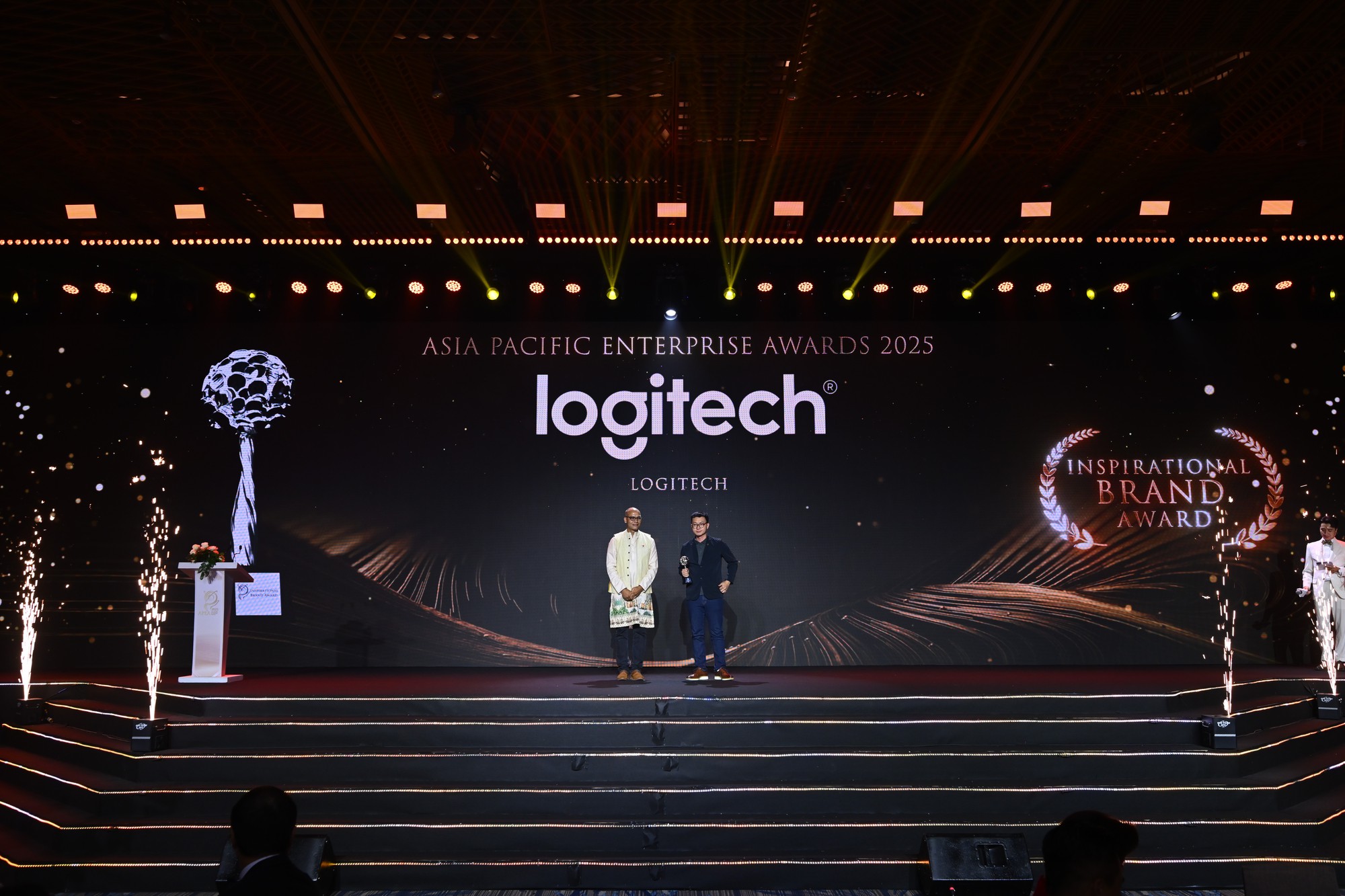 Logitech thắng lớn giải “Thương hiệu truyền cảm hứng” Châu Á 2024: Công thức thành công của “Công nghệ với nền tảng các giá trị cốt lõi”- Ảnh 2.